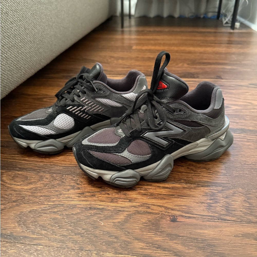 Stylish Black and Gray New Balance Sneakers